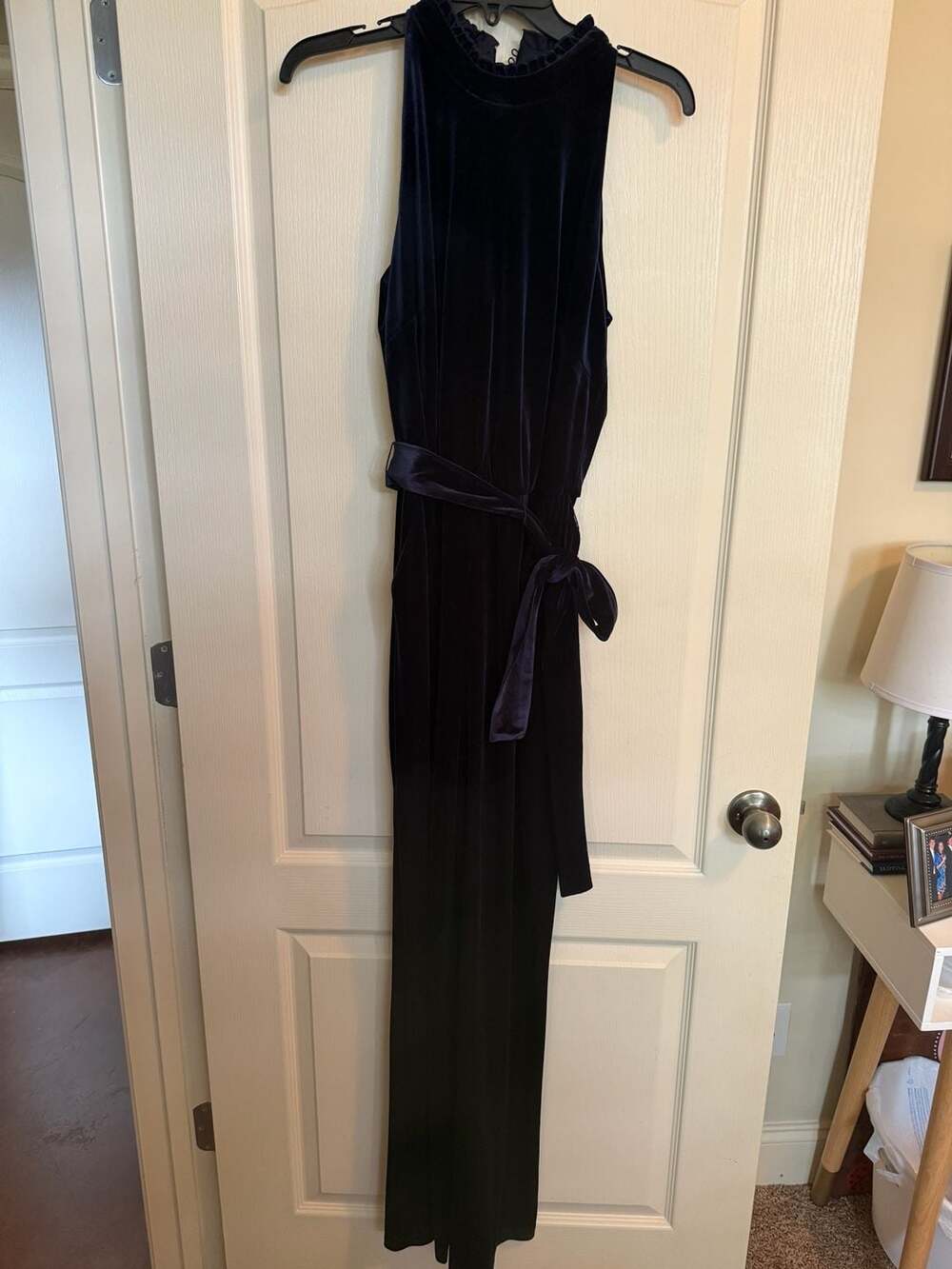 VINCE CAMUTO Blue Ruffle Neck Velvet High Neck Tie Belt Pants Jumpsuit Size 12